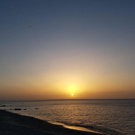 Attico Del Sole Bed & Breakfast Rometta Marea Bagian luar foto